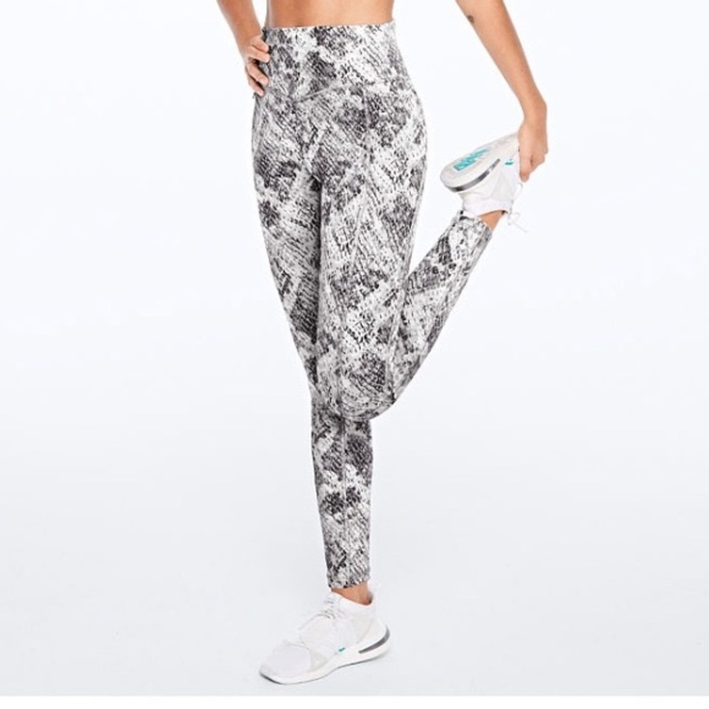 Pink ultimate leggings